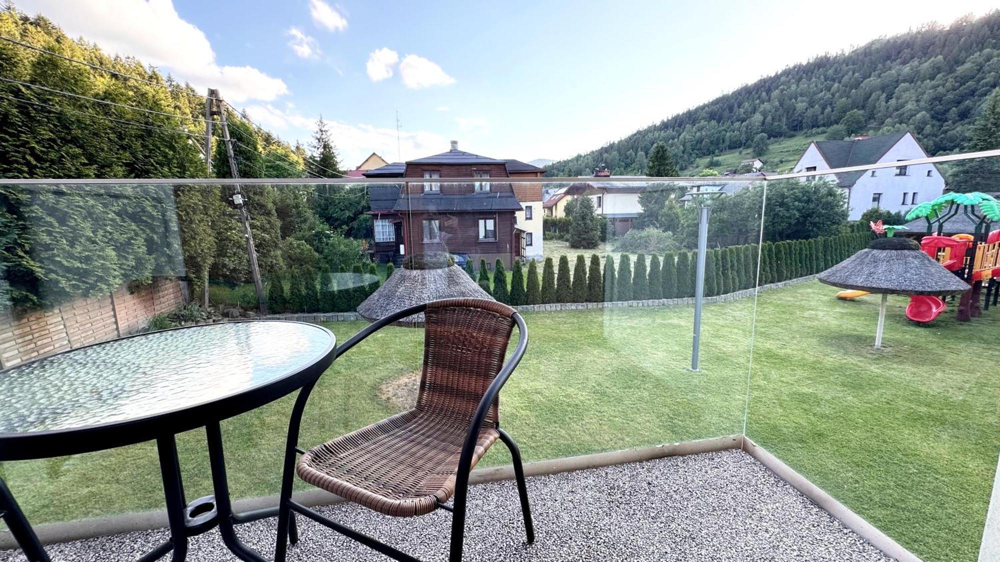 Villa Monica Apartamenty Szczyrk Kültér fotó